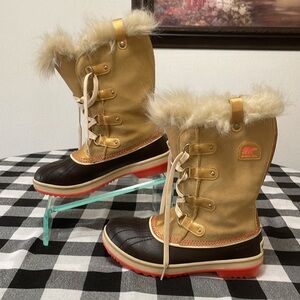 Sorel Tofino II Joan of Arctic Winter Boots Faux Fur Lined Waterproof Suede 7
